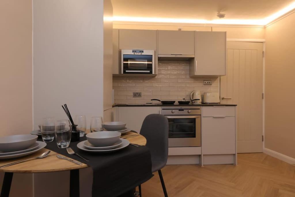 Riverside Serviced Apartments Londra Dış mekan fotoğraf